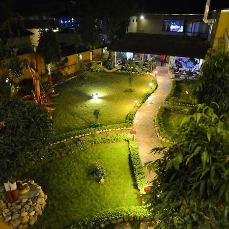 Hotel Homeland Pokhara Exterior photo