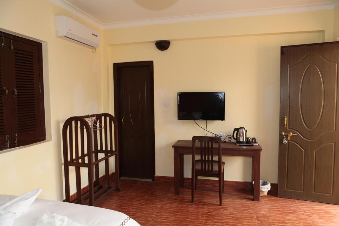Hotel Homeland Pokhara Exterior photo