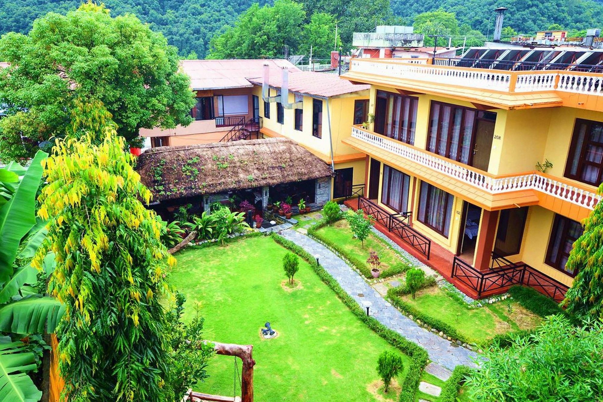 Hotel Homeland Pokhara Exterior photo